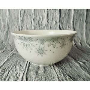 Royal Norfolk White Snowflake Soup Cereal Bowl Holiday Christmas